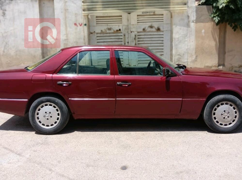 مرسيدس بنز E-Class